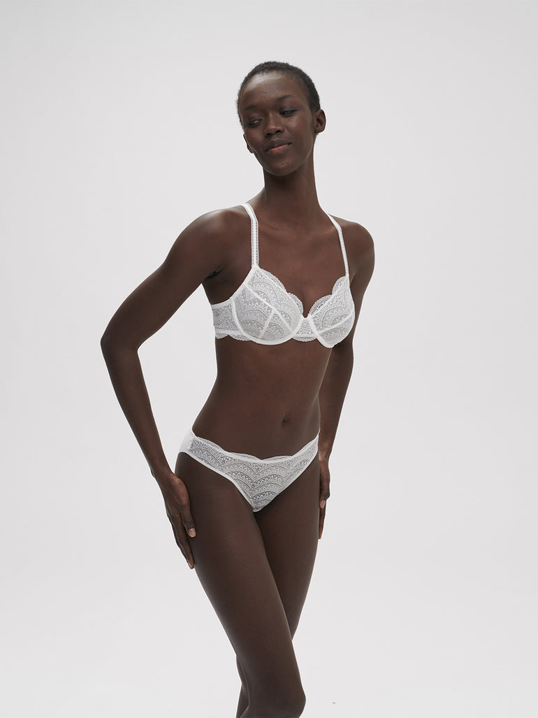 Soutien-gorge avec armatures classique - Naturel