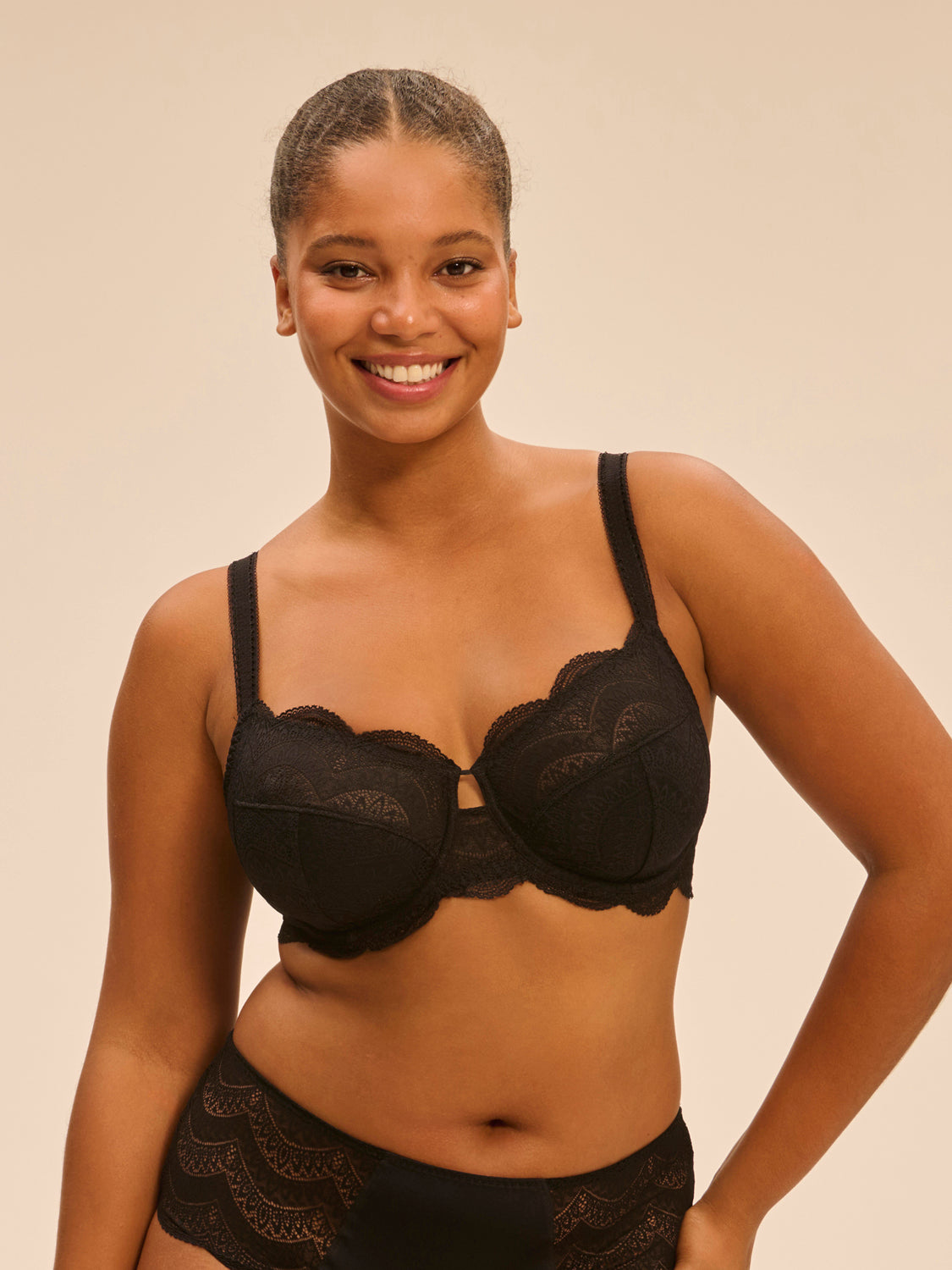 Soutien-gorge avec armatures emboitant - Noir