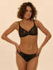 Soutien-gorge triangle emboitant décolleté plongeant - Noir