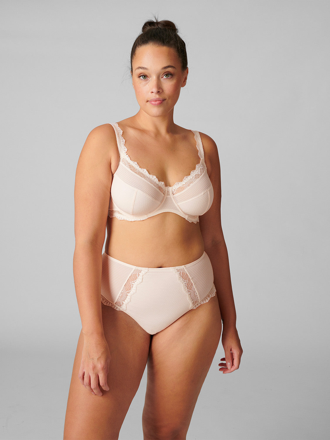 Soutien-gorge emboitant pour poitrine généreuse - Rose sakura